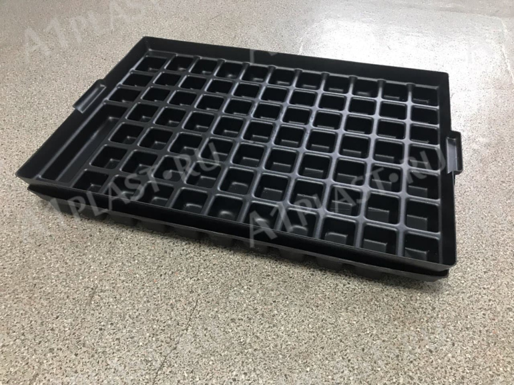 tara_pod_zakaz_iz_plastika.jpg