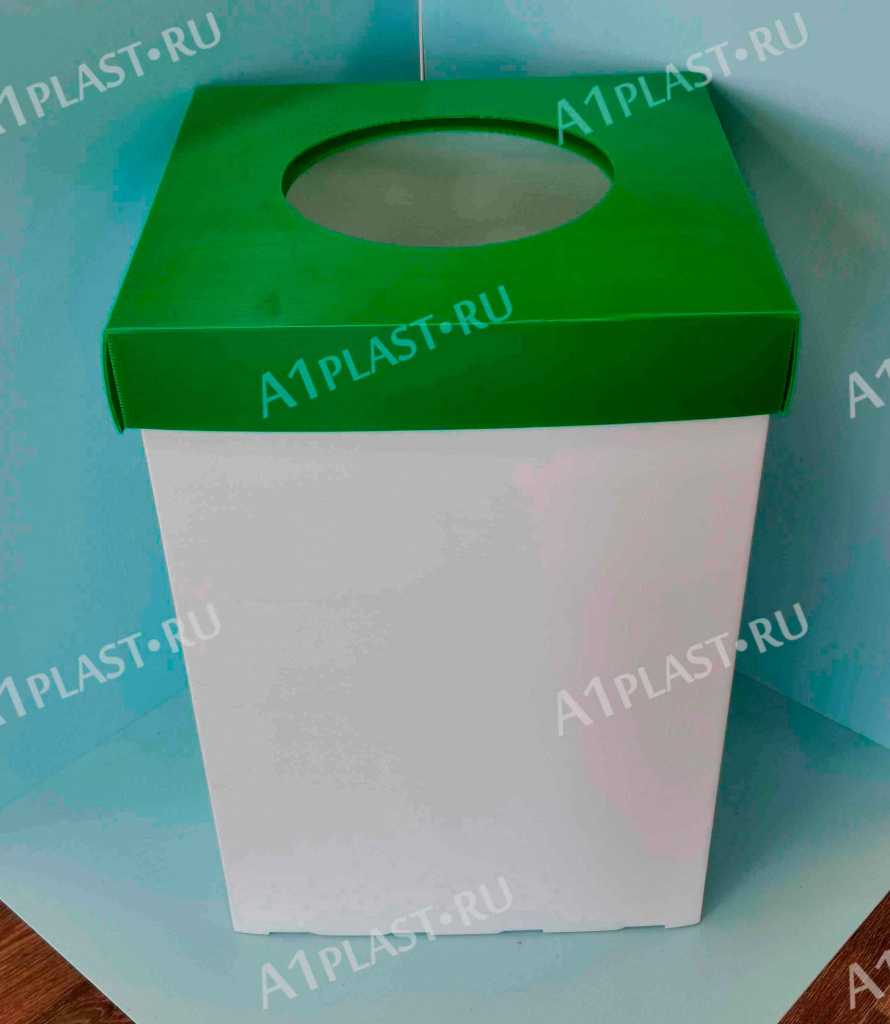 My-izgotovili-plastikovye-yashchiki-dlya-blagotvoritelnogo-proekta.jpg
