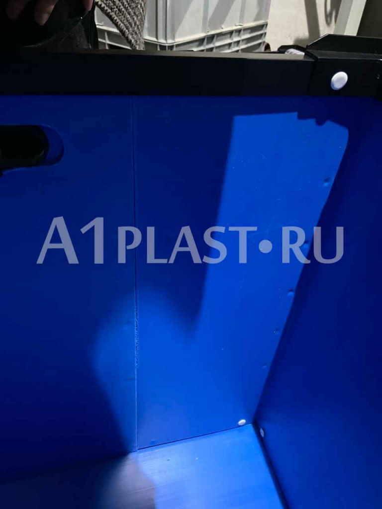 polipropilenovyj-yashchik-dlya-perevozki-detalej.jpg